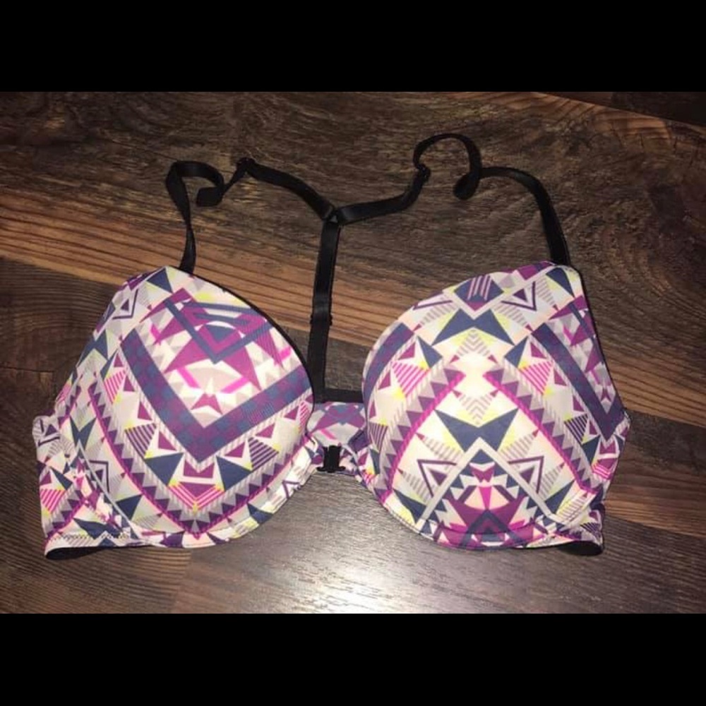 Victoria Secret T-shirt bra 34C